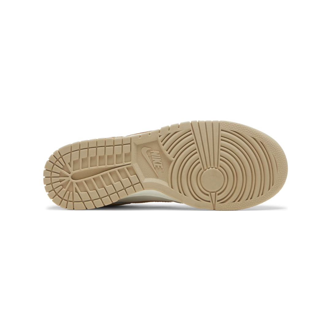 Wmns Dunk Low 'Gold Metallic Swoosh'